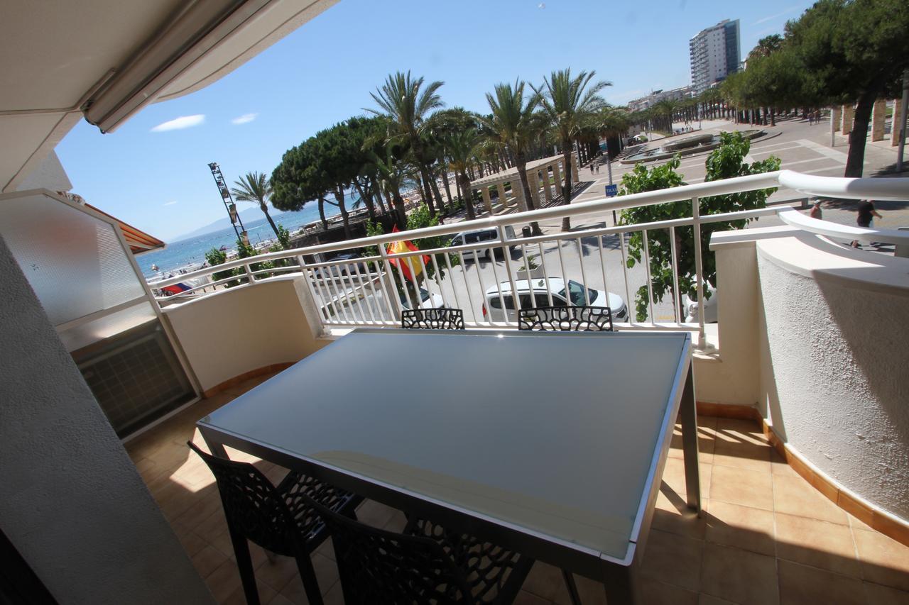 For A Santillana Plaza Appartement *