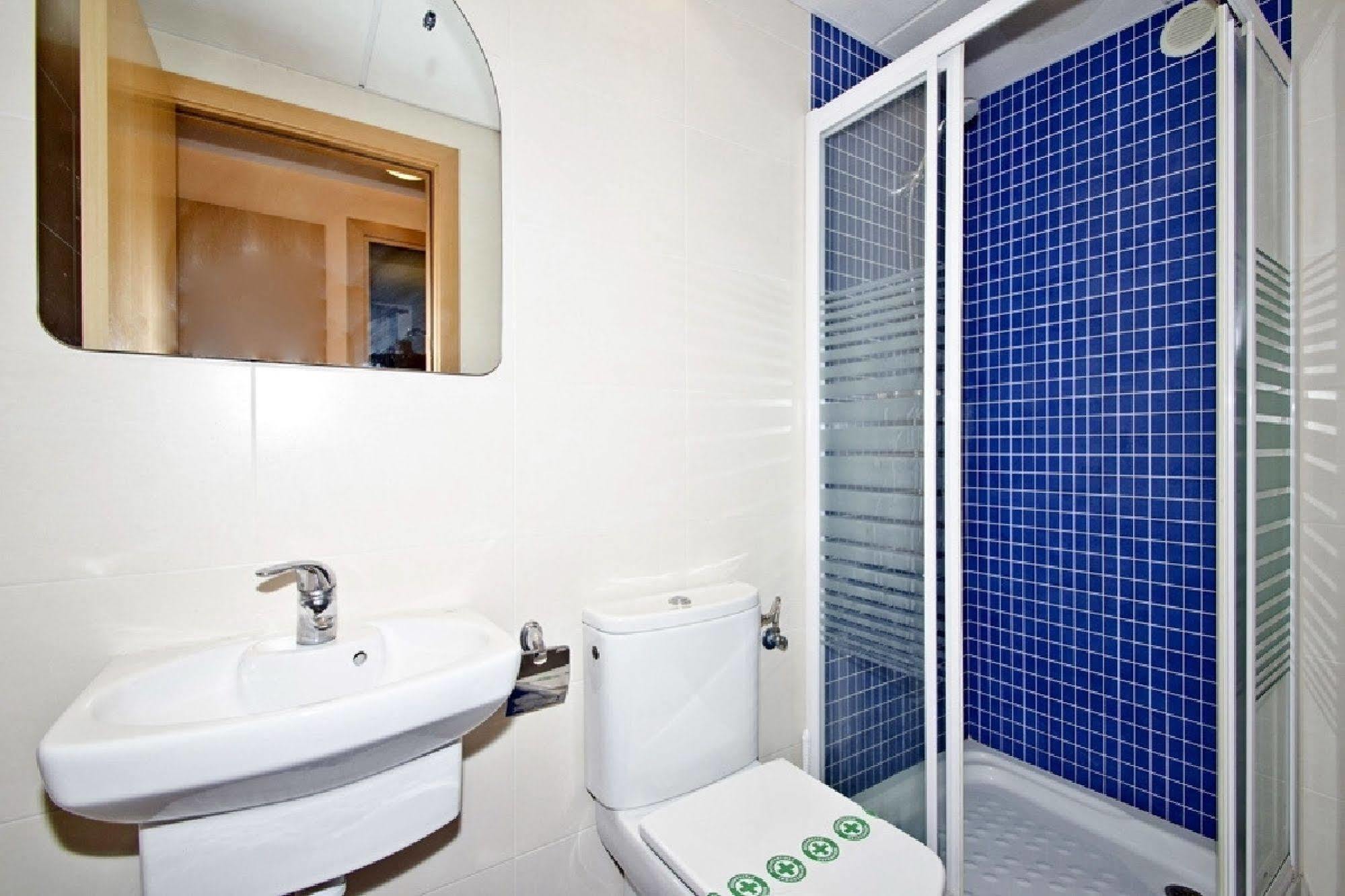 Paradise Village Litoral Costa Dorada Apartamento *