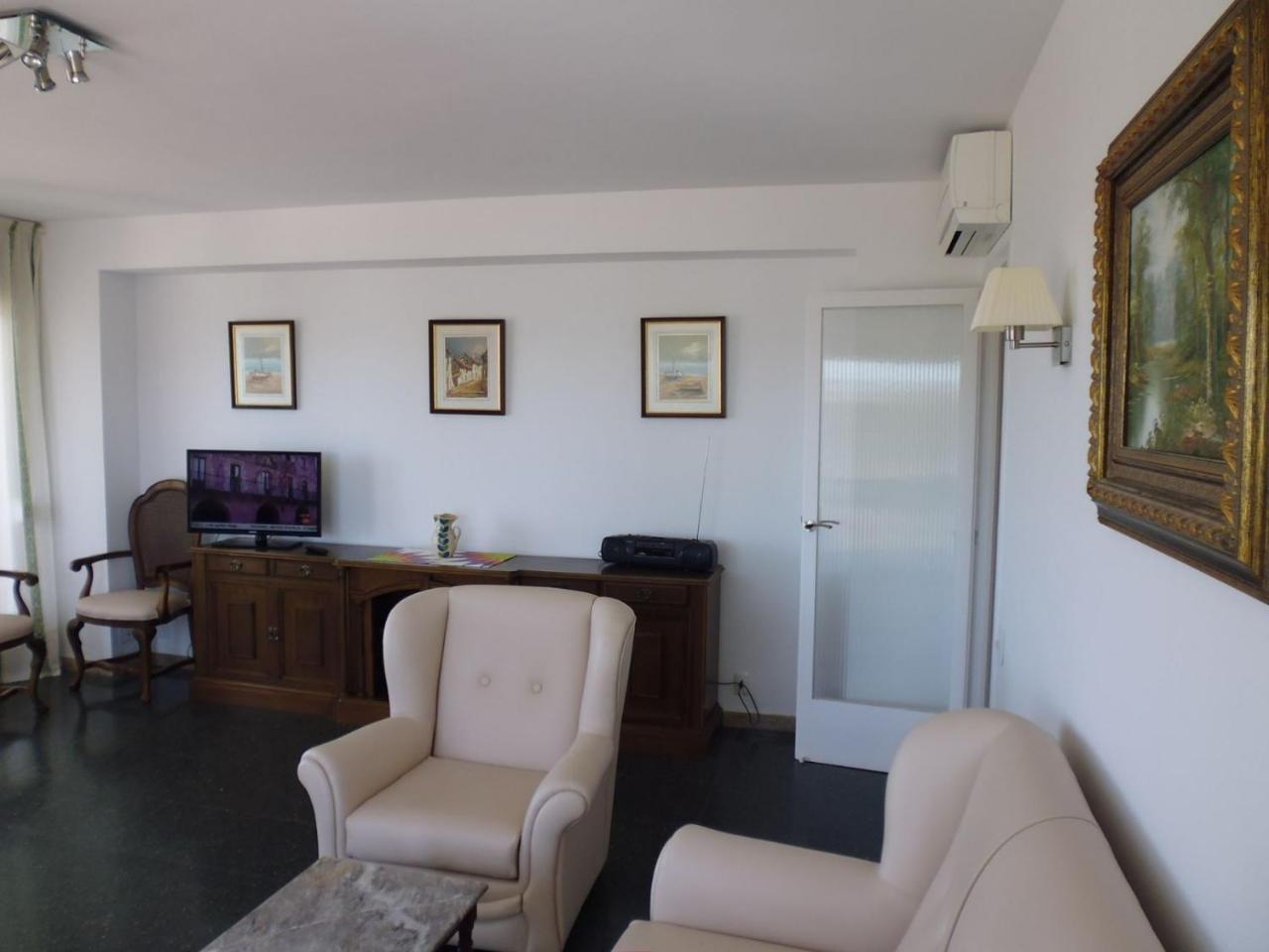 Zeus Alexis Frontal Appartement Salou