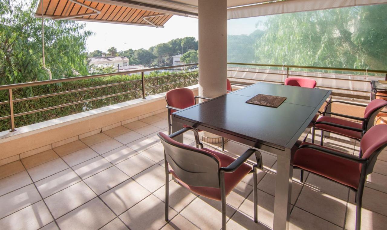 Tarracohomes, Cala Crancs Con Piscina Privada Y Mesa De Billar Villa
