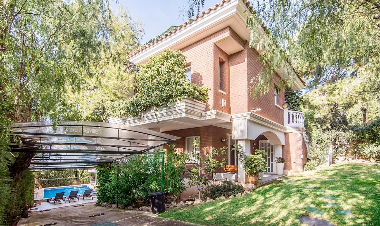 Villa Tarracohomes, Cala Crancs Con Piscina Privada Y Mesa De Billar *