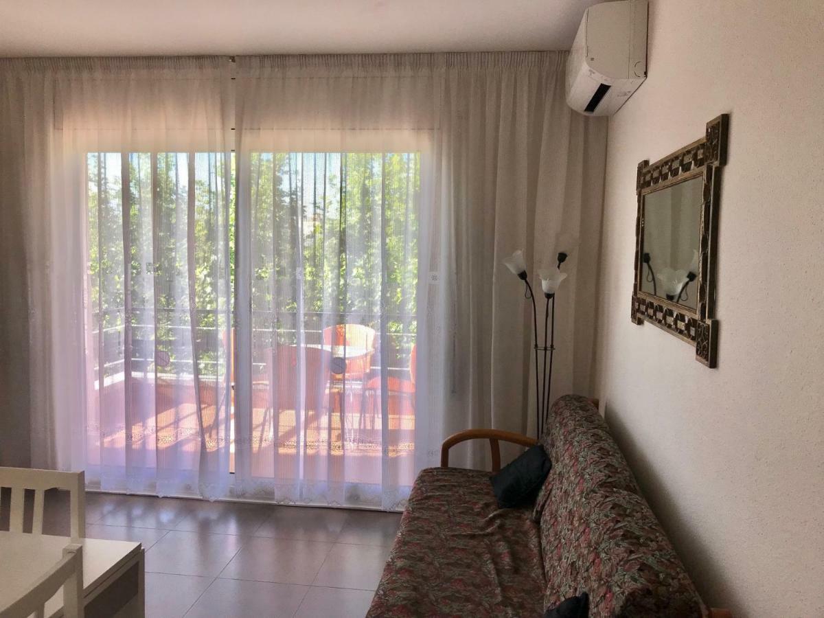 Appartement Zeus Alexis Ii *