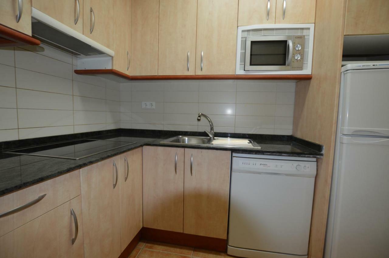 Alboran 2 Familias Arysal Apartamento Salou
