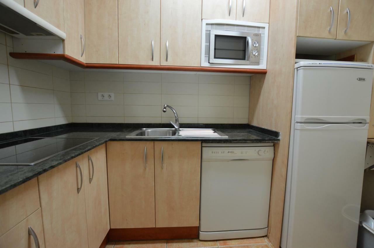 Alboran 2 Familias Arysal Apartamento Salou