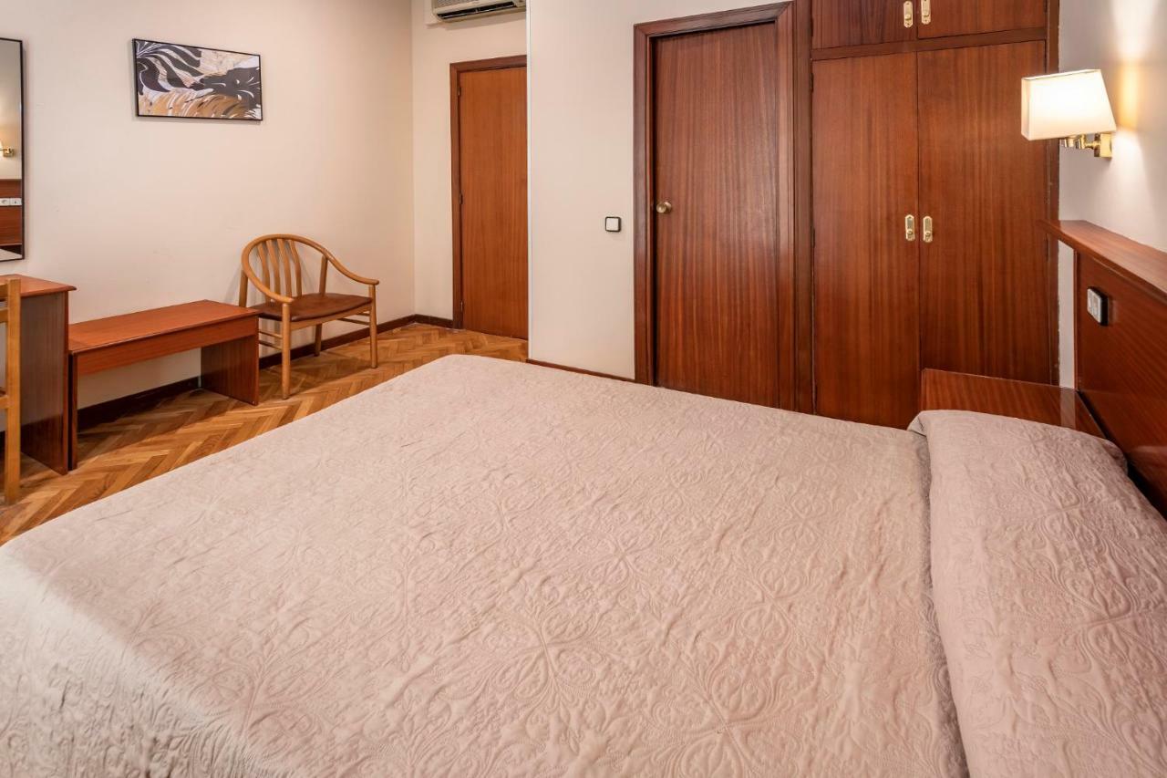 Niza Hotel *