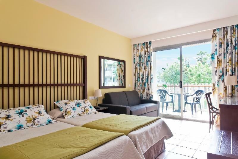 Hotel Portaventura Hotel: Theme Park Access Included 4*