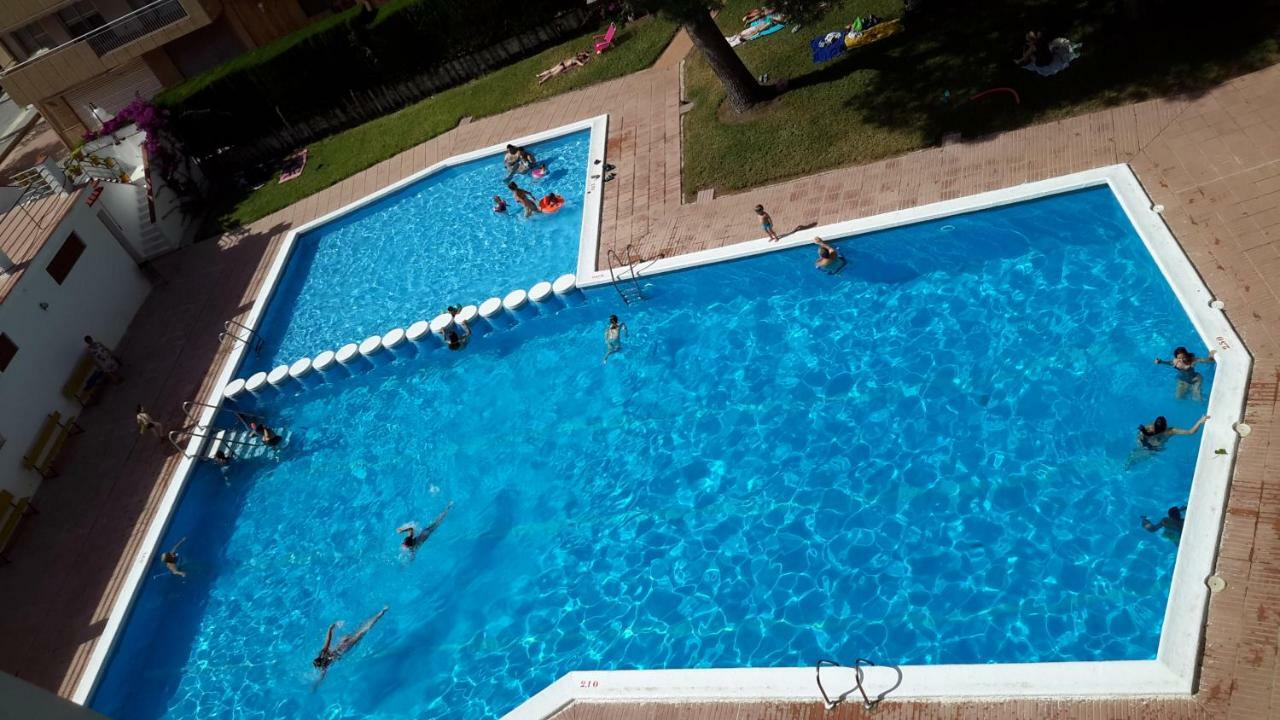 In Salou, Escaladei