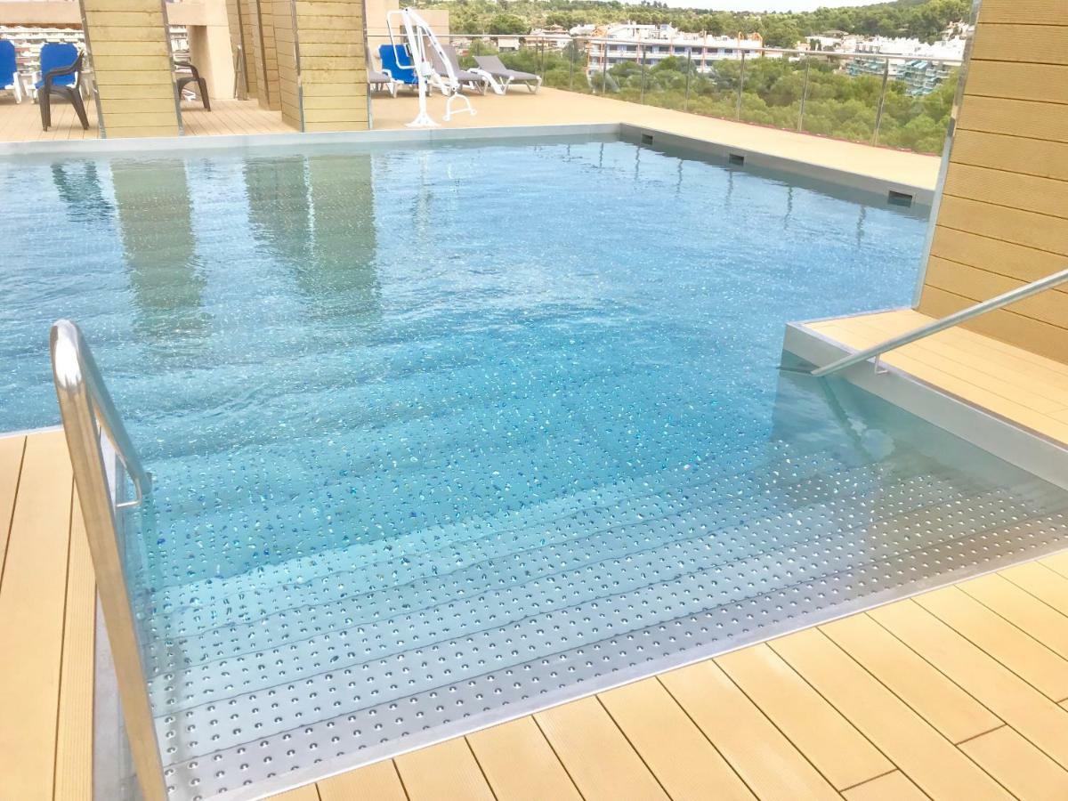 De Luxe Con Piscina Apartamento