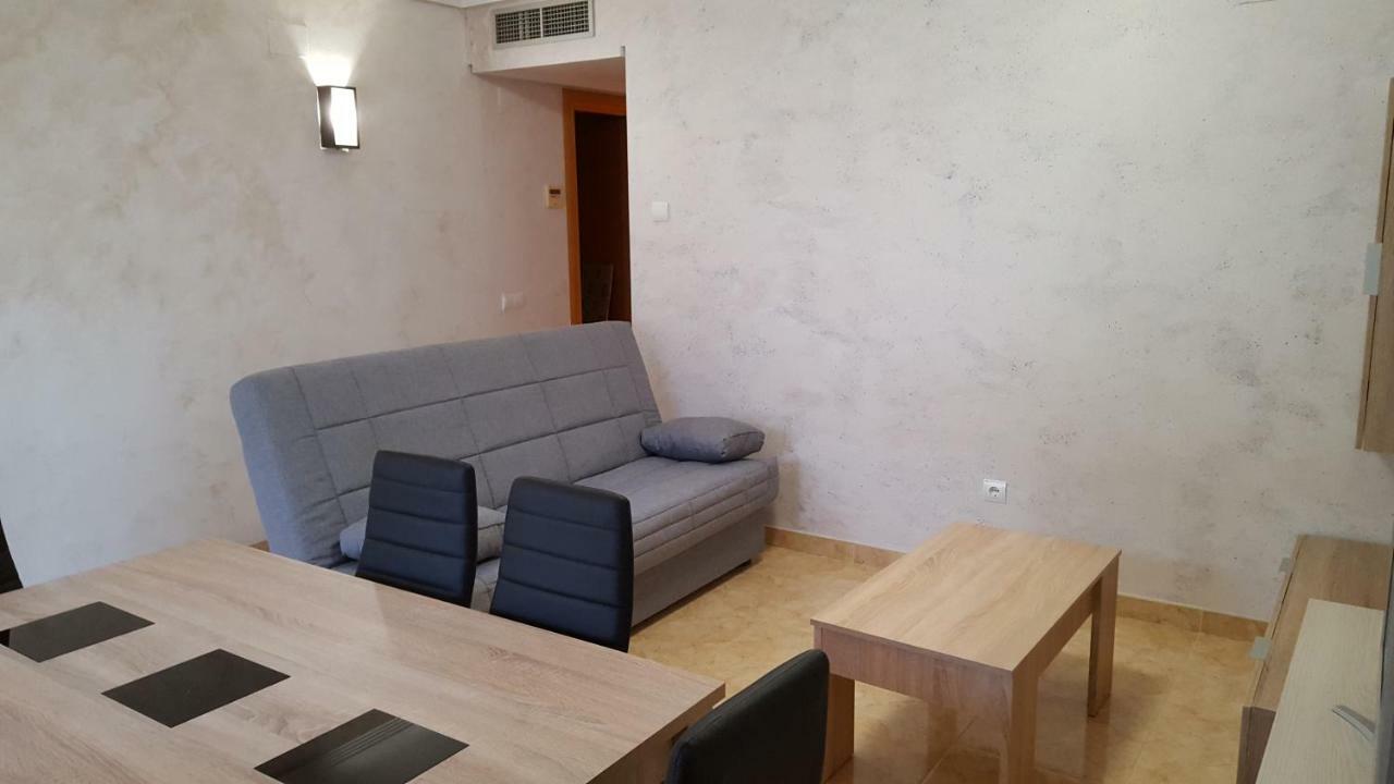 Apartamento Cerca De Playa Y Zona Turística Apartamento *
