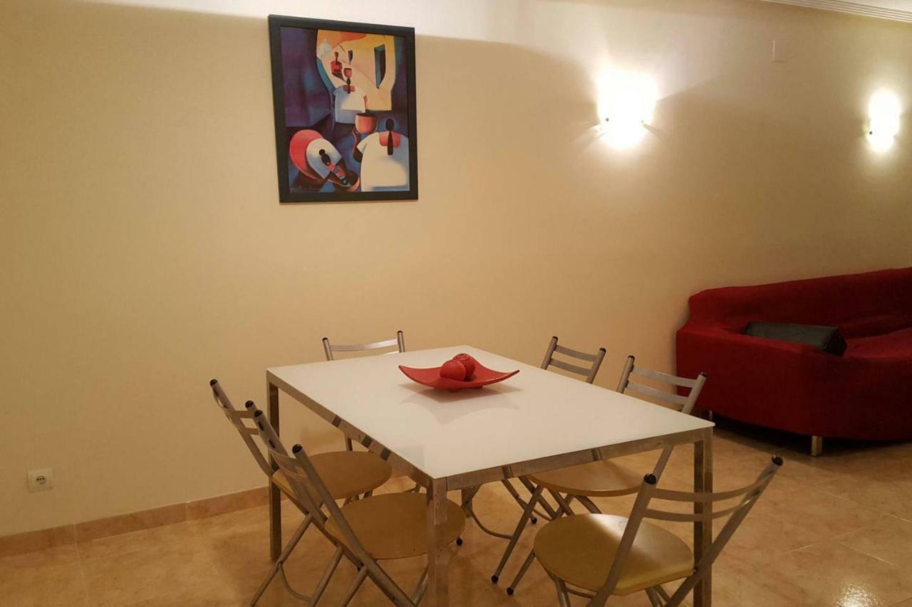 Luminoso Y Amplio Apartamento En Con Piscina Salou