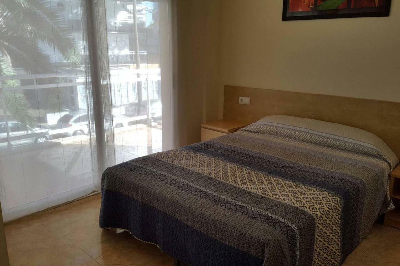 Luminoso Y Amplio Apartamento En Con Piscina * Salou