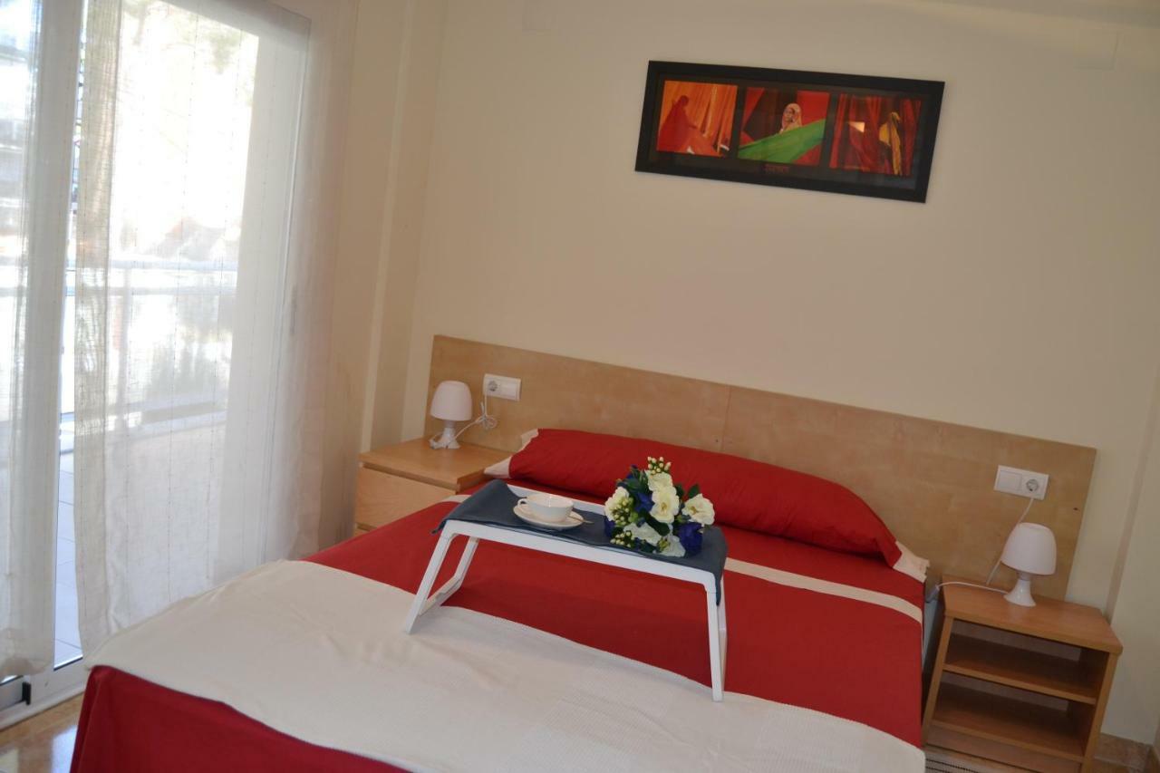 Luminoso Y Amplio Apartamento En Con Piscina Apartamento Salou