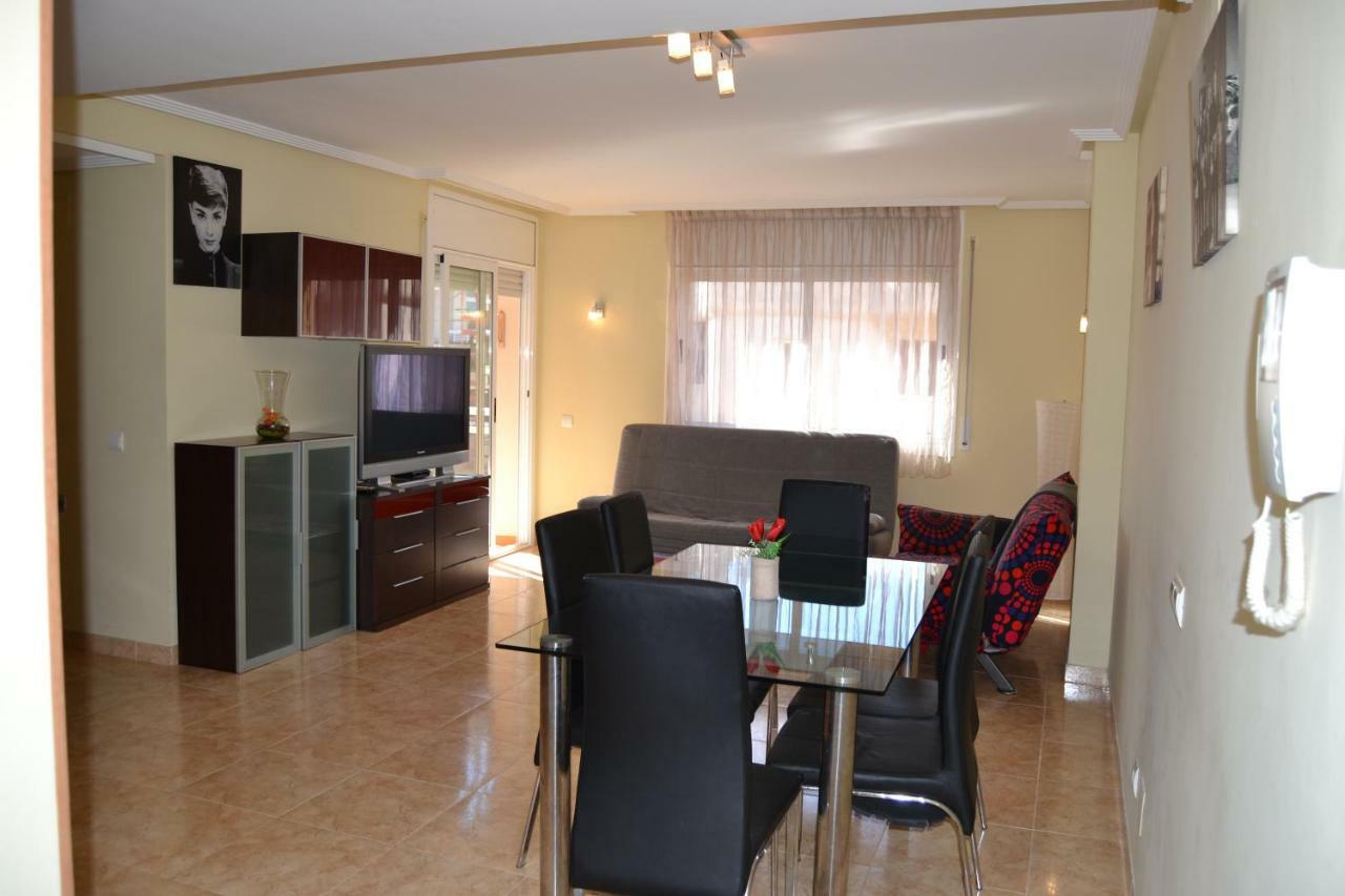 Fabuloso Apartamento Familiar Con Piscina En *