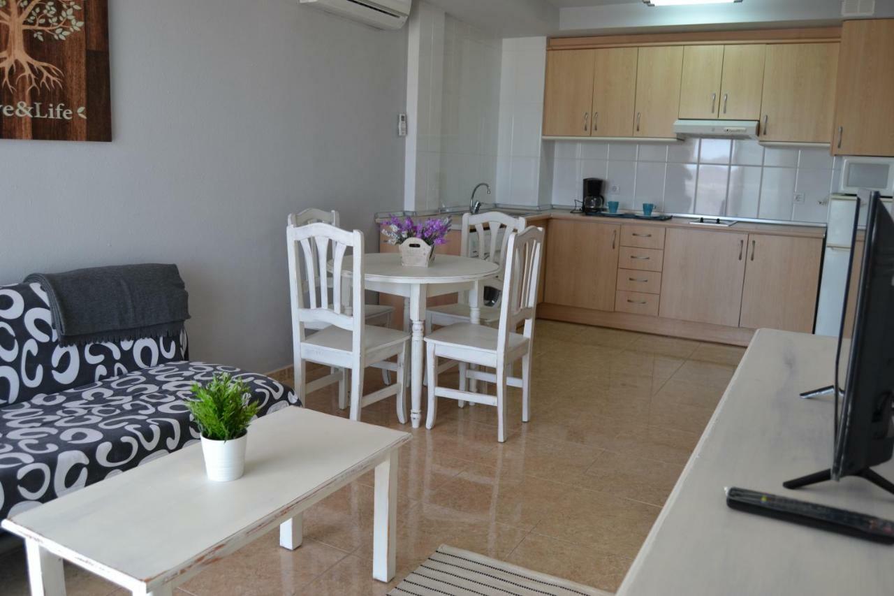 Apartamento Lovely Familiar With Pool In Cap