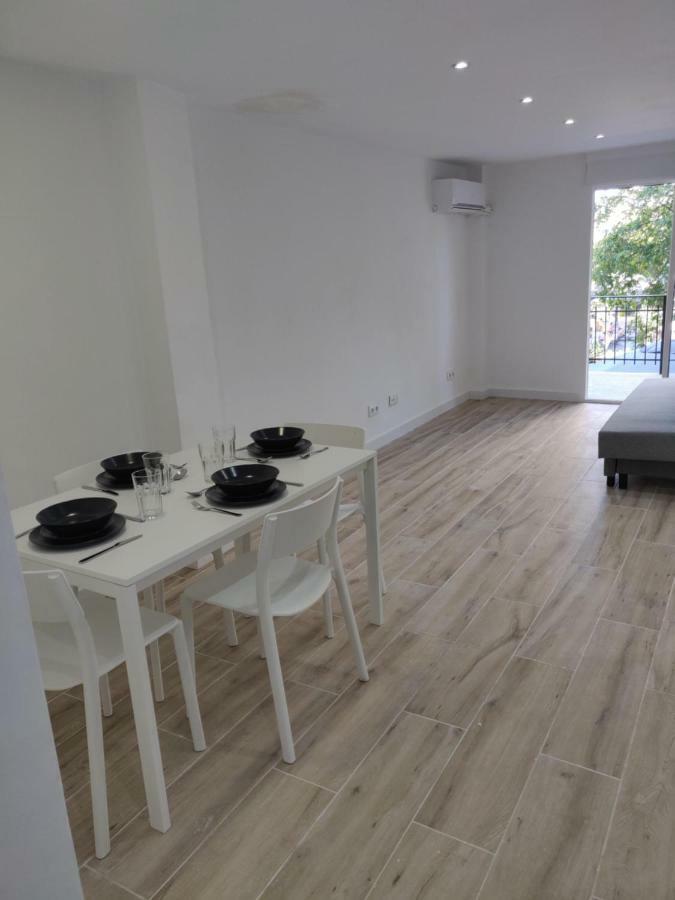 Lovely 2 Bed 2 Bath Near To Beach: Amposta * Salou
