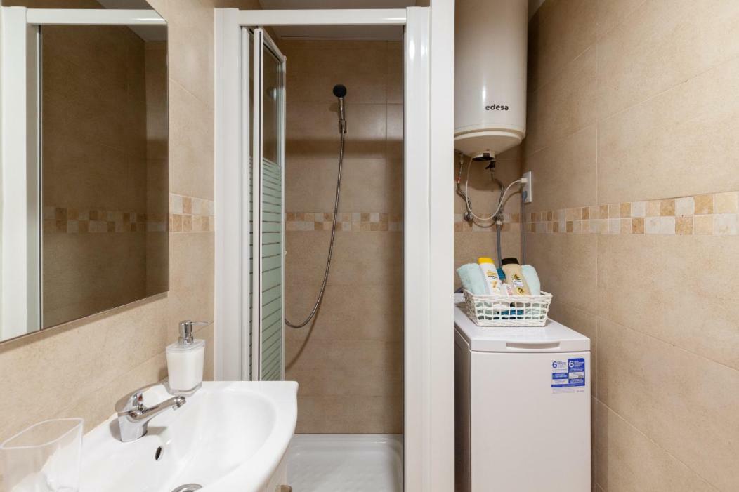 F&p Primera Línea De Mar. Apartamento
