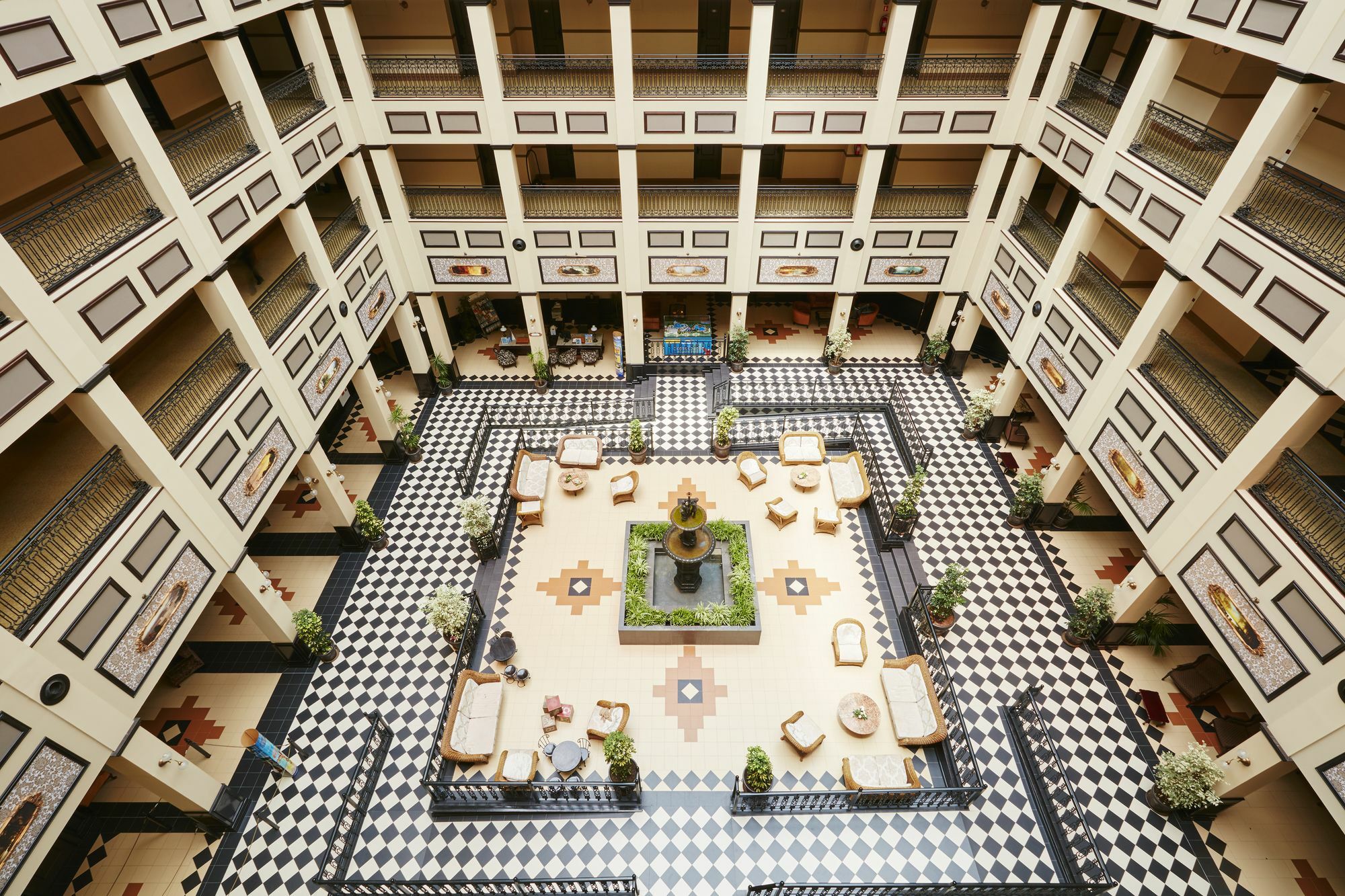 Portaventura Roulette Hotel 4*