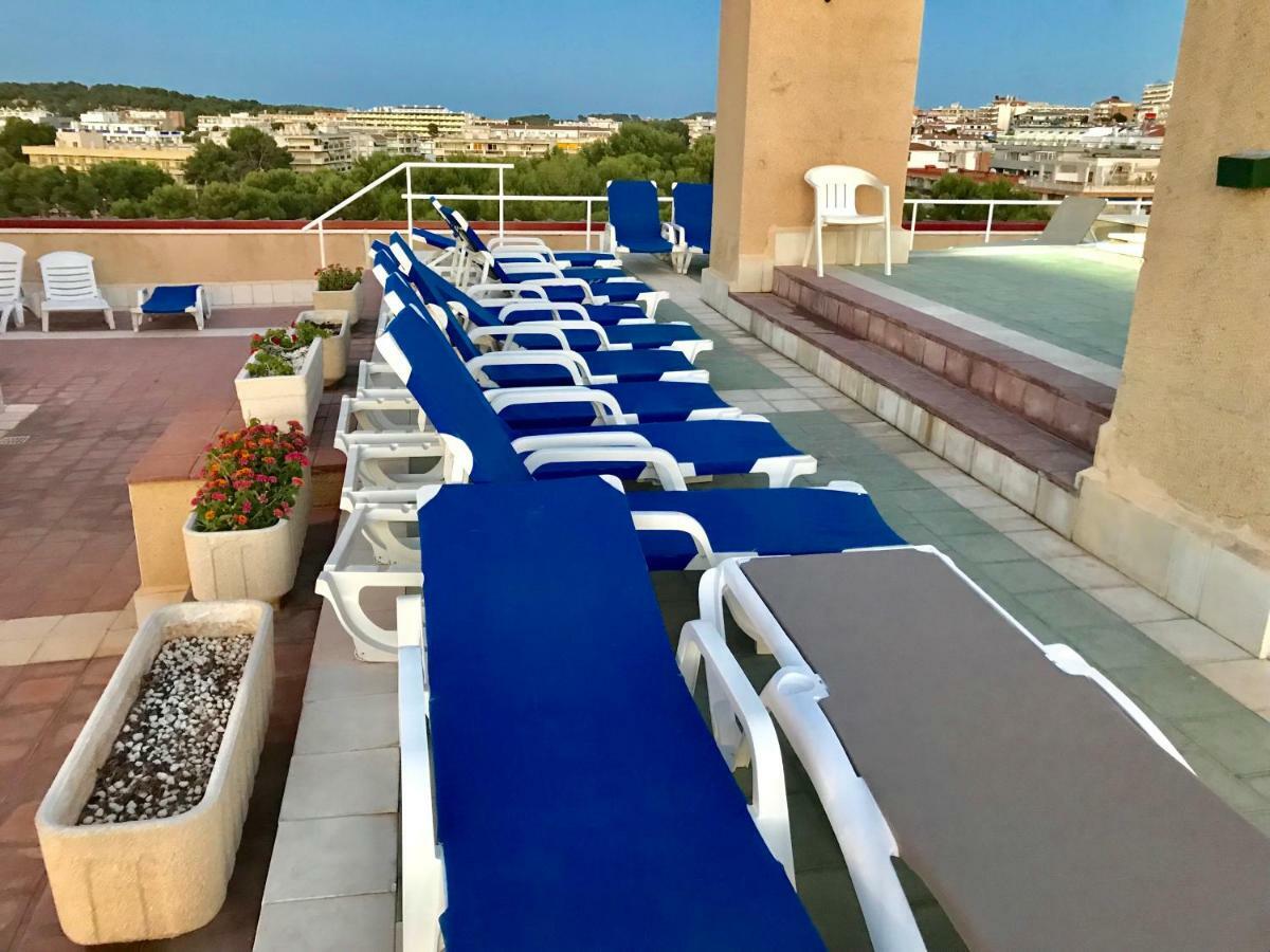 De Luxe Con Piscina Apartamento Salou
