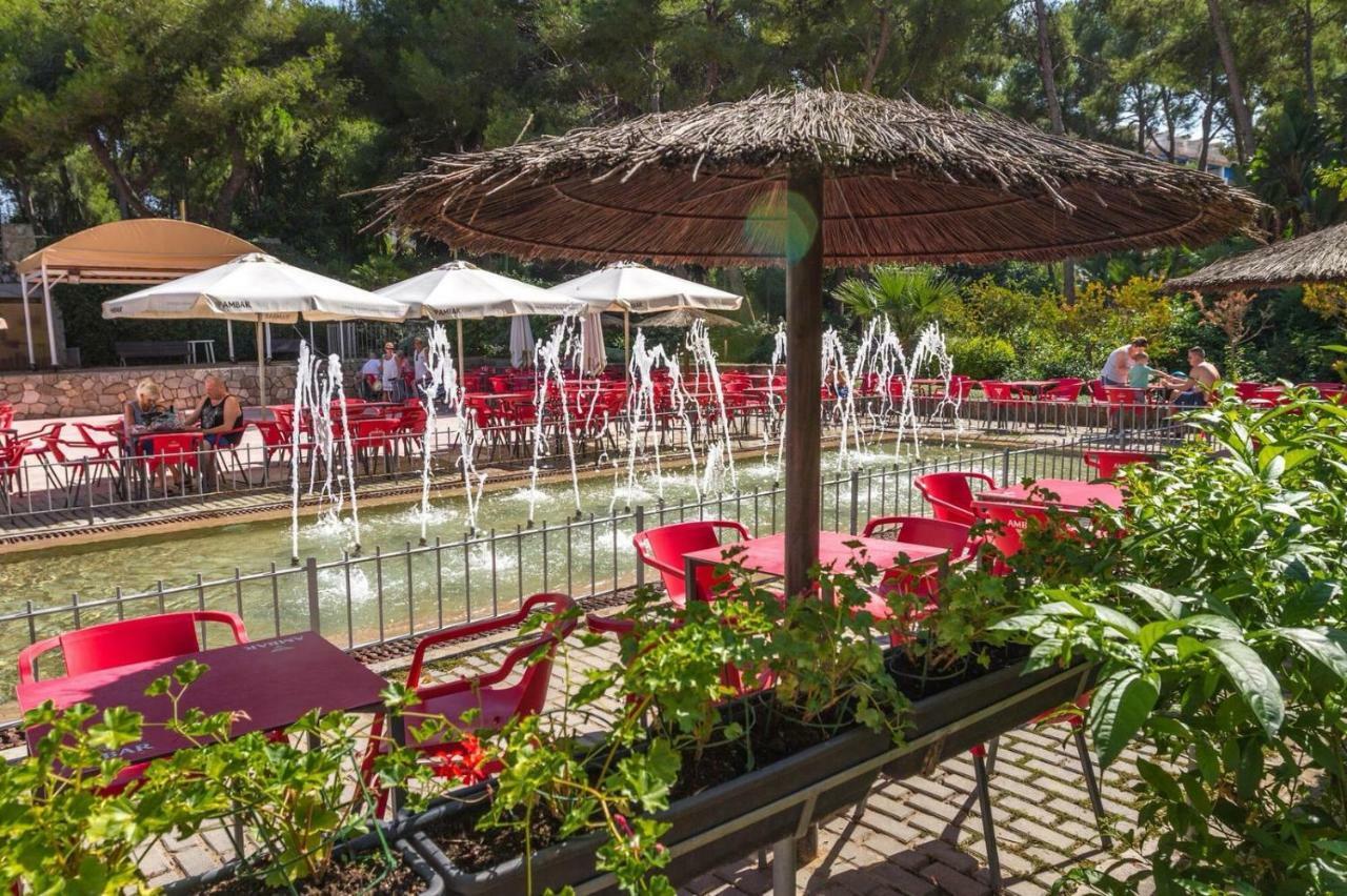 De Luxe Con Piscina Apartamento Salou