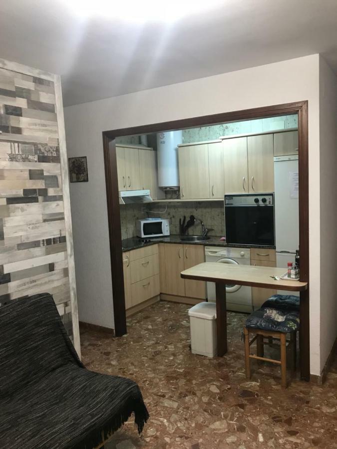 Apartment At Center Only 3 Min To