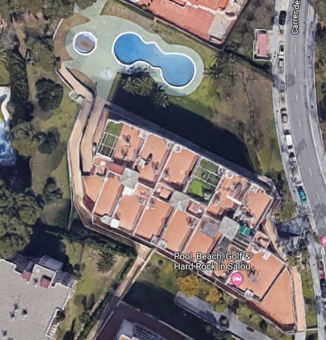 Pool, Beach, Golf & Hard Rock In Appartement