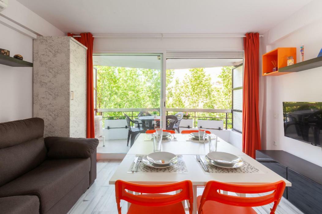 F&p Primera Línea De Mar. Apartamento *