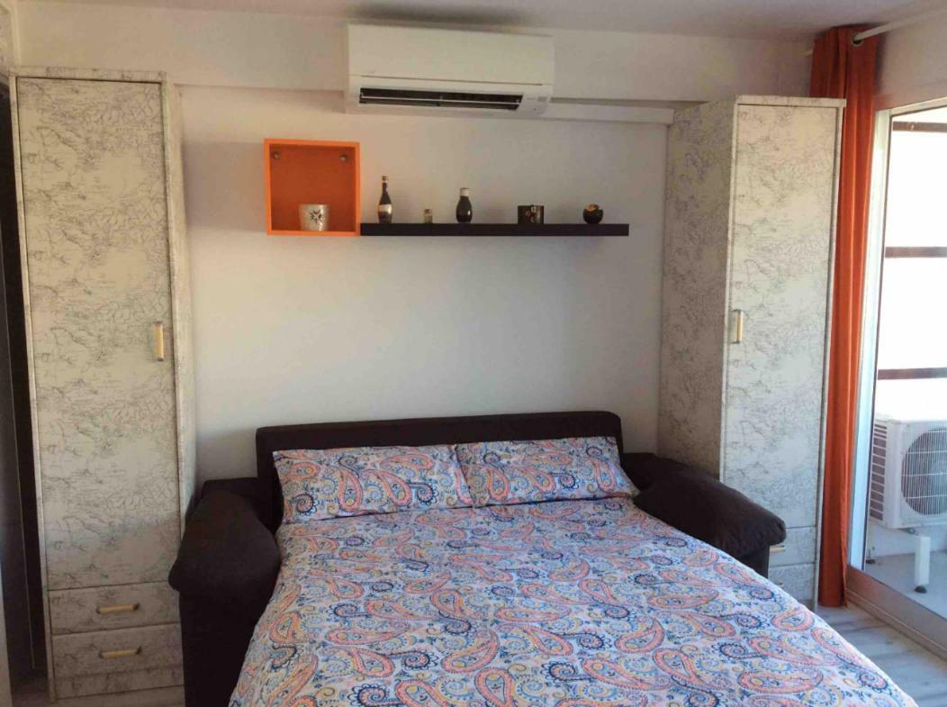 F&p Primera Linea De Mar. Salou