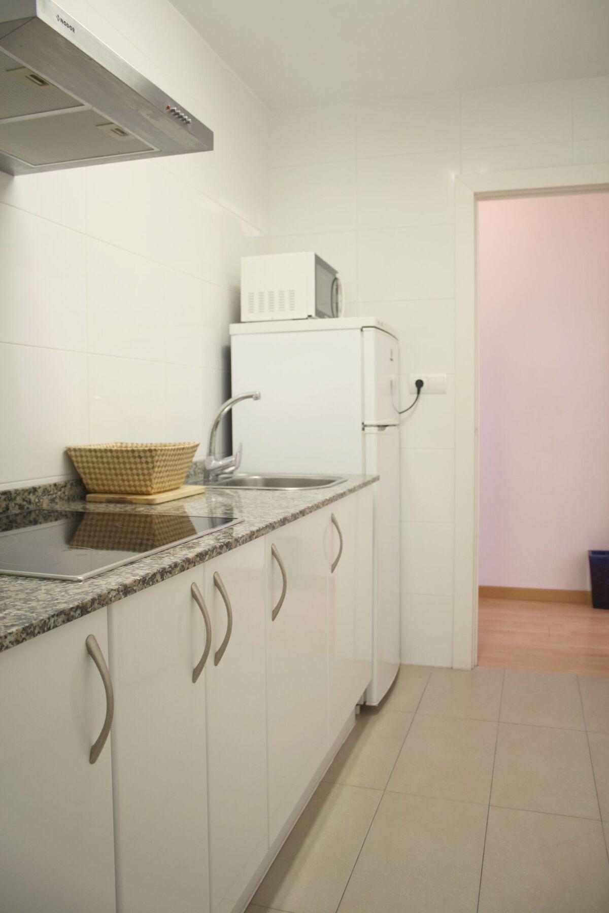 In A House - Sh00 Salou