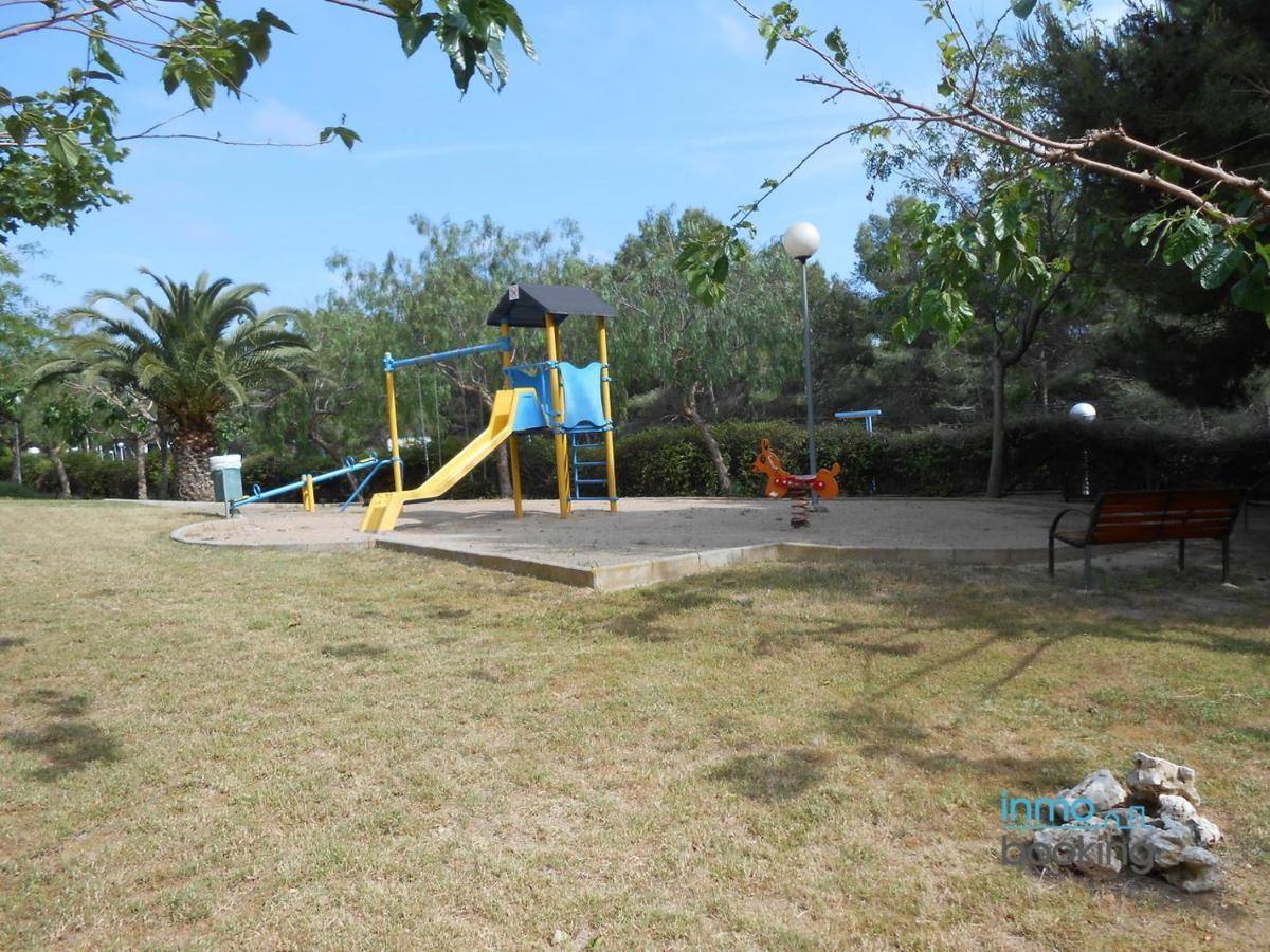 Inmobooking Vancouver ,climatizado Y Con Piscina * Salou