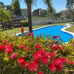 Paradise Aventura