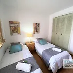 Arquus Iii, Con Piscina Y Cerca De La Playa