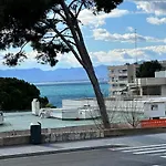Apartsalou Tati