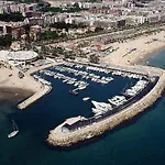 520 - Golden Coast Paradise