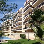 Apartamentos Ventura Village Park