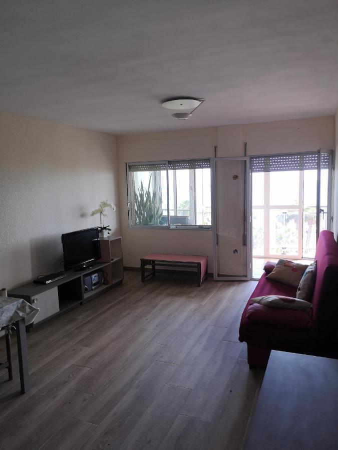 Apartamento Primera Línea Con Terraza En Apartamento *
