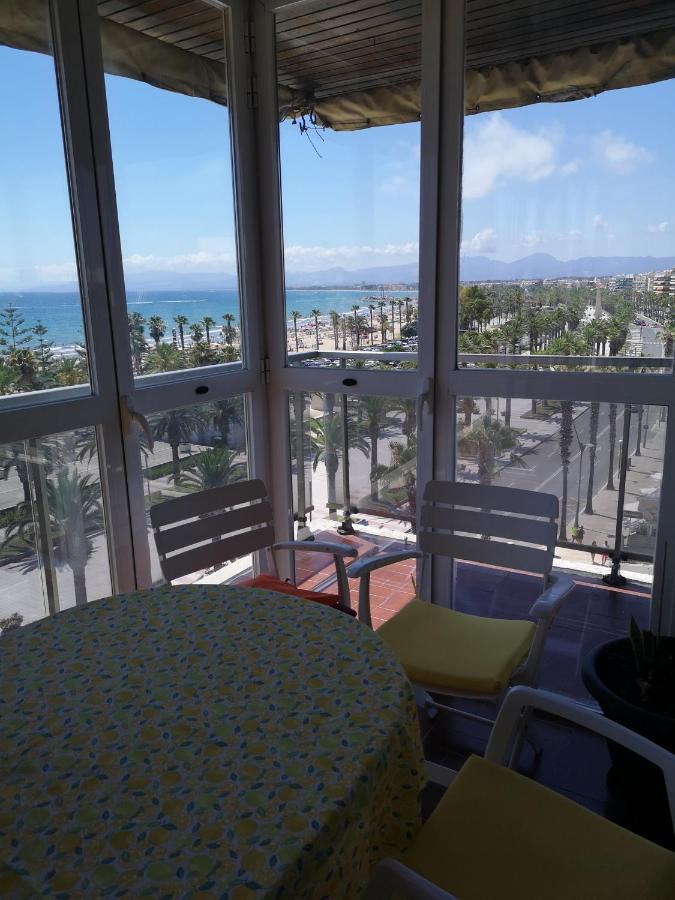 Apartamento Primera Línea Con Terraza En * Salou