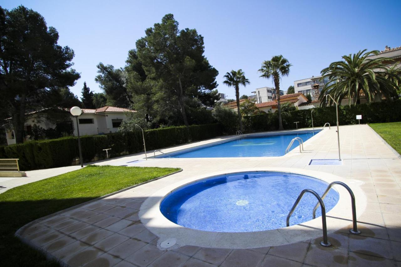 Residencial Aqua - La Pineda Habitación en casa particular