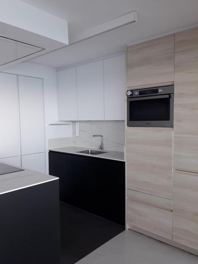 Jacuzzi & Sauna ! Apartment