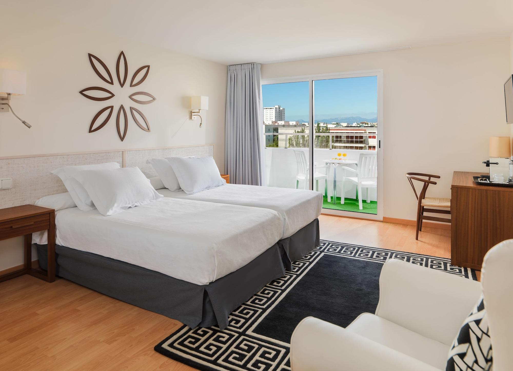 H10 Delfin - Adults Only 4*
