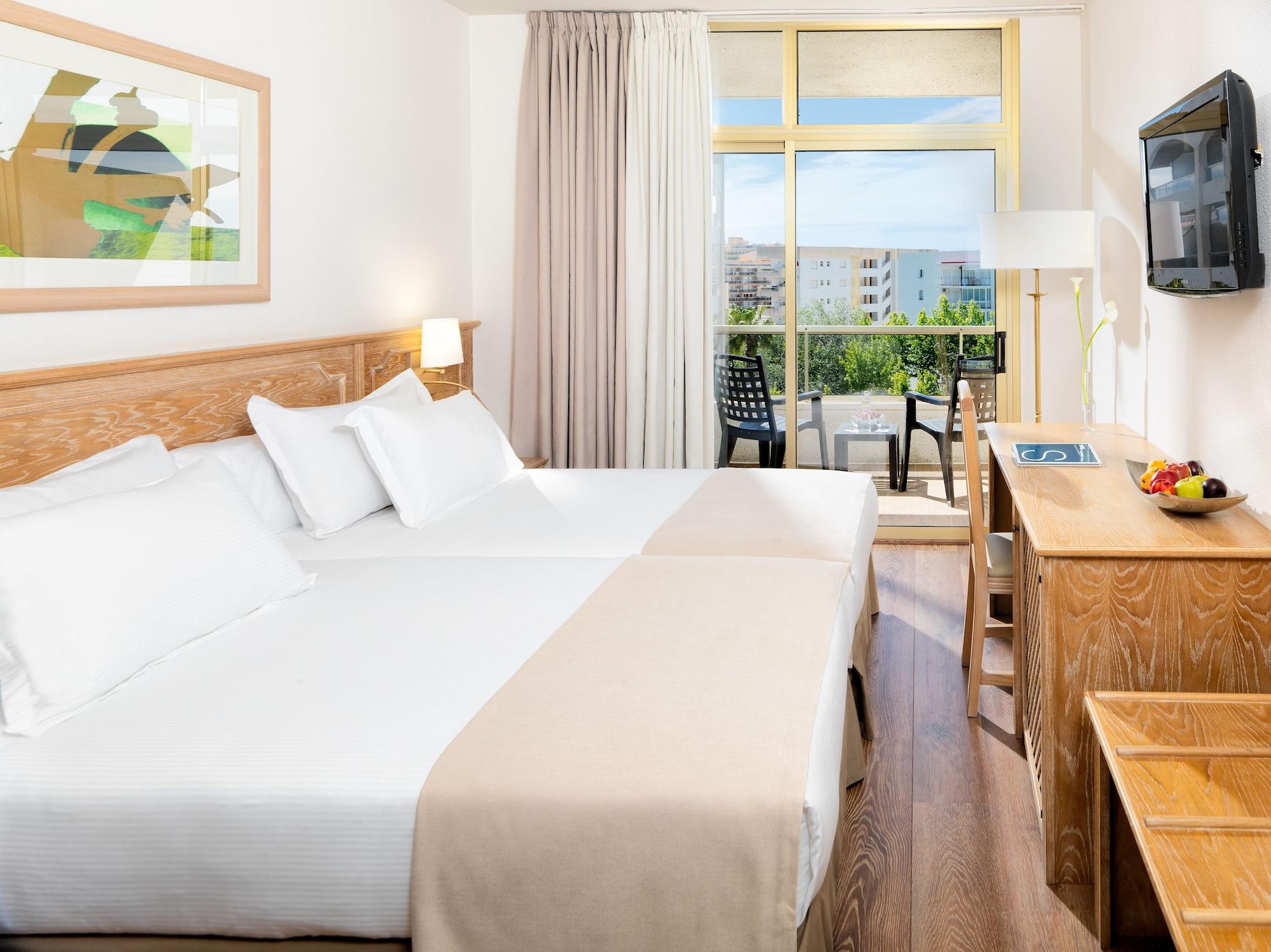 H10 Princess Hotel 4*