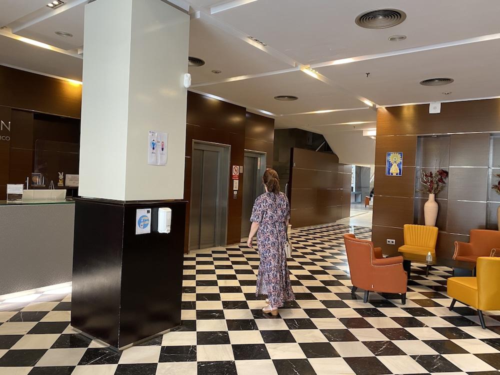 Regente Aragón Gastronómico Hotel
