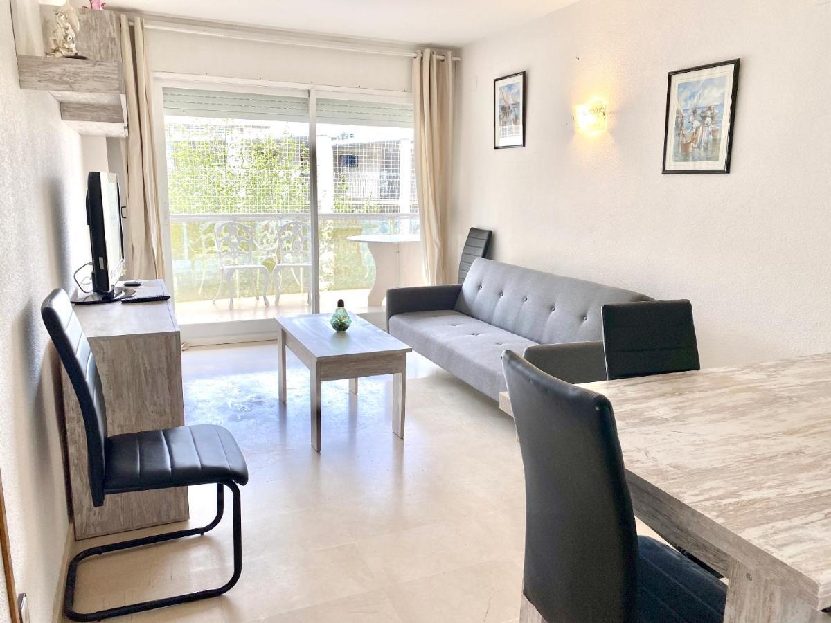 Modern In 50 M² + Pool *