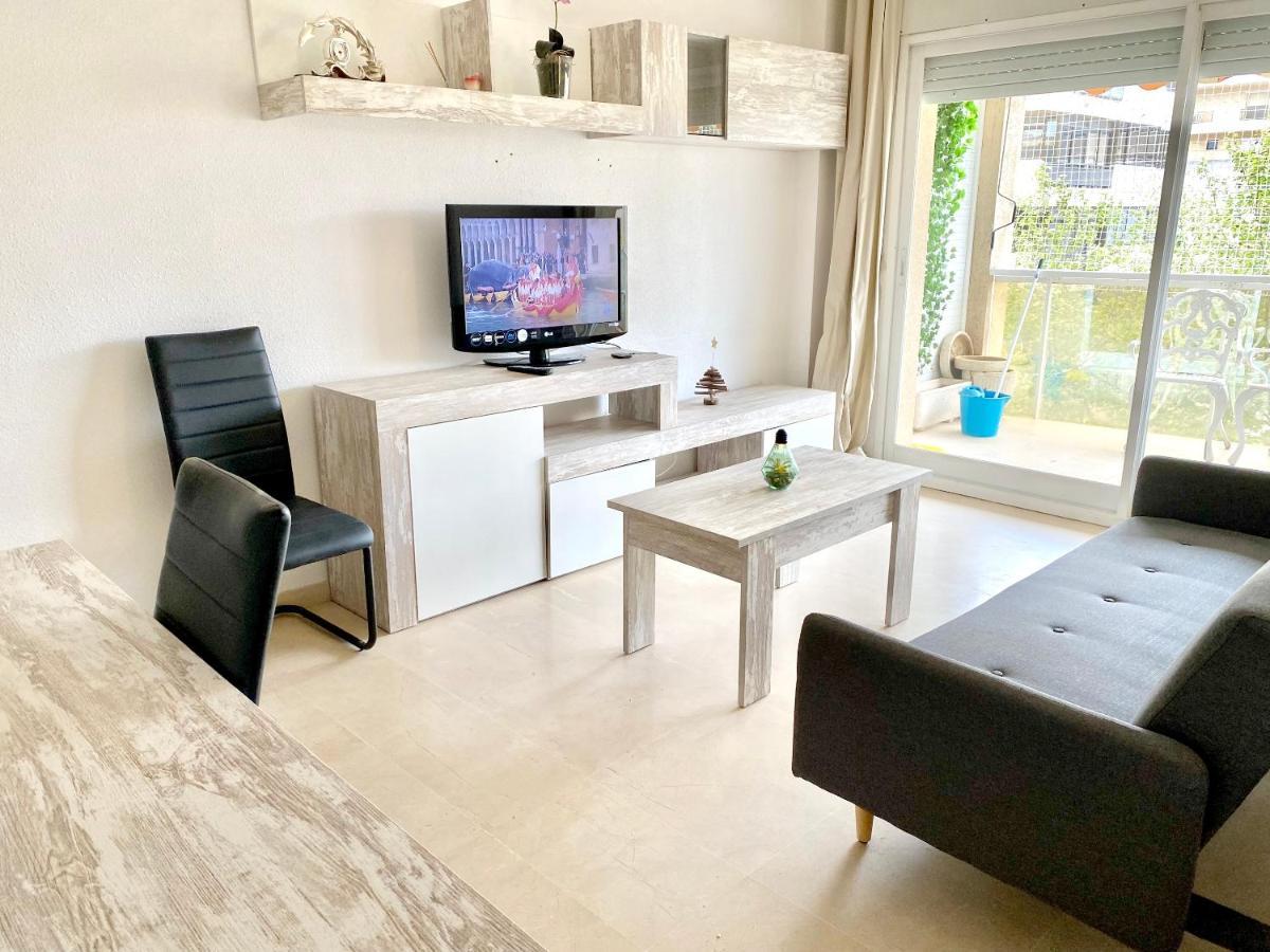 Modern In 50 M² + Pool Apartamento Salou