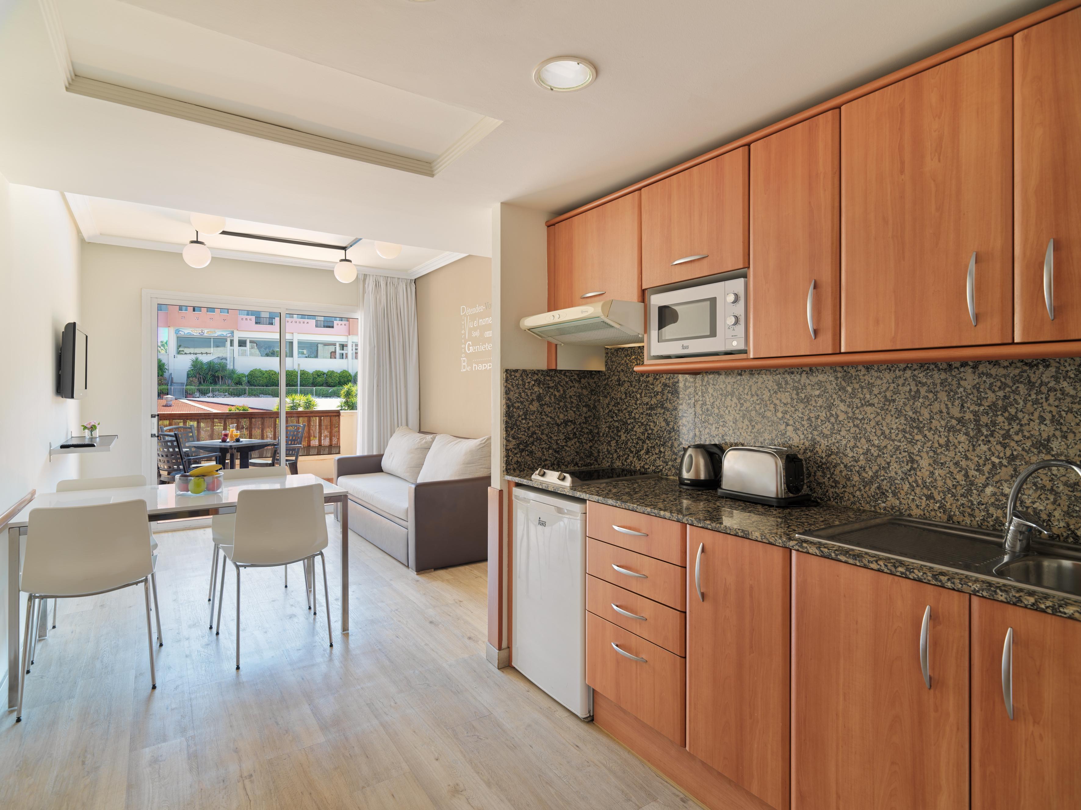 Hotel H10 Mediterranean Village Salou