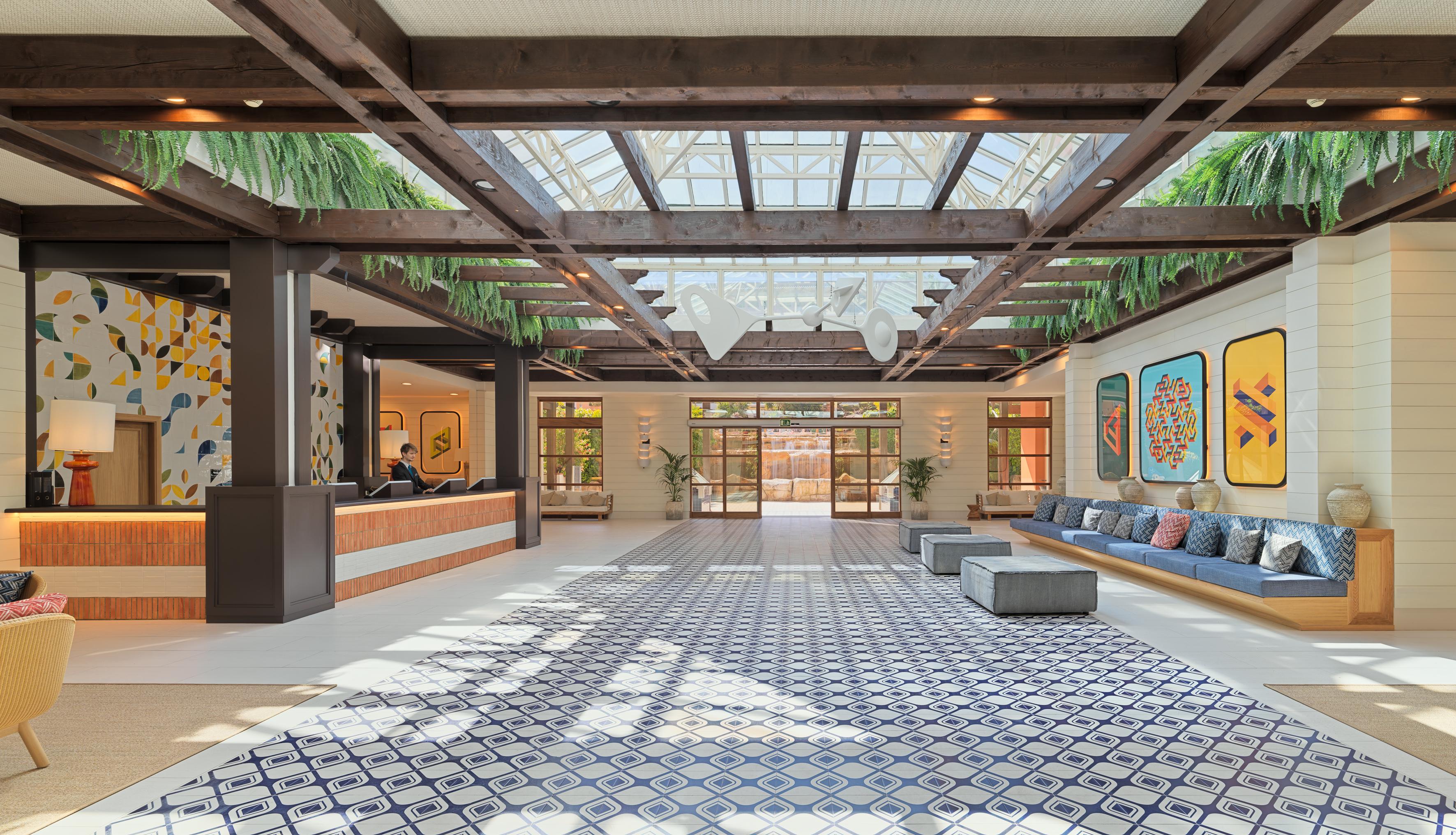 Hotel H10 Mediterranean Village 4*