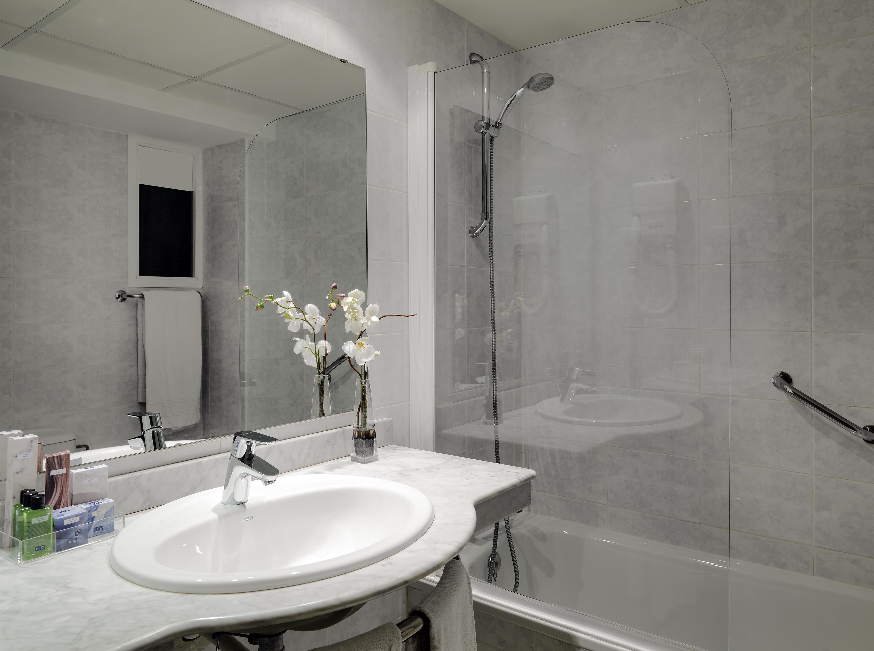 H10 Delfin - Adults Only 4*