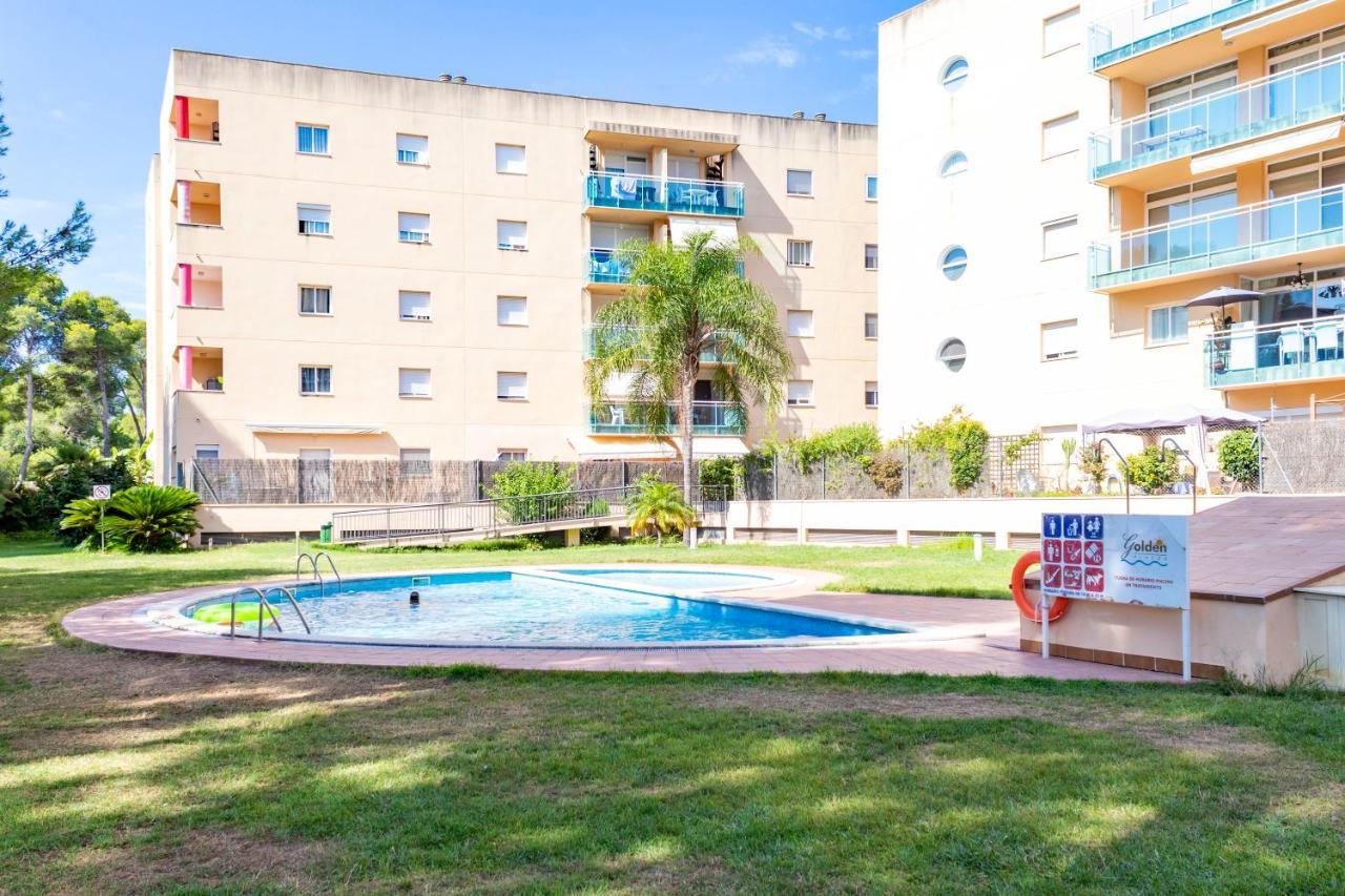 Homes & Go Golden Pineda Apartment