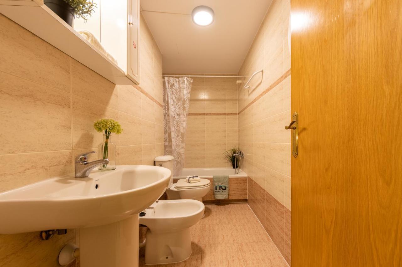 Homes & Go Golden Pineda Apartment