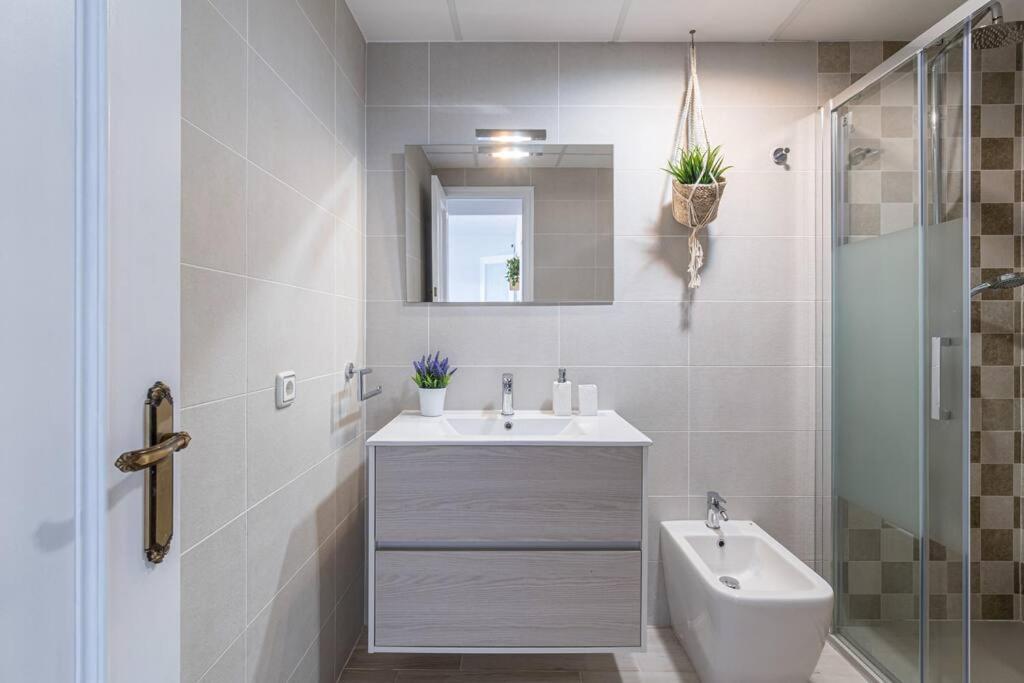 1ºlineamar-exclusive-bbq-wifi-relax-portaventura6 *