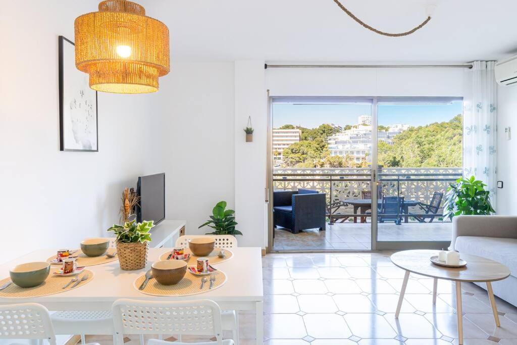 1ºlineamar-exclusive-bbq-wifi-relax-portaventura6 * Salou